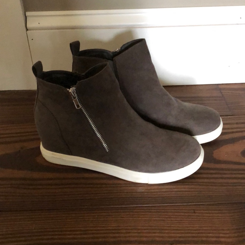 Madden girl bootie sneakers
